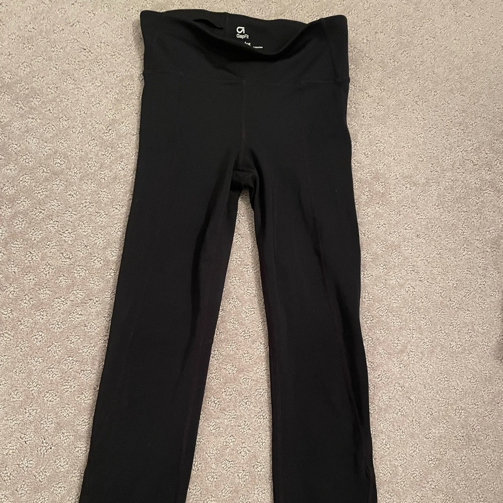 black leggings